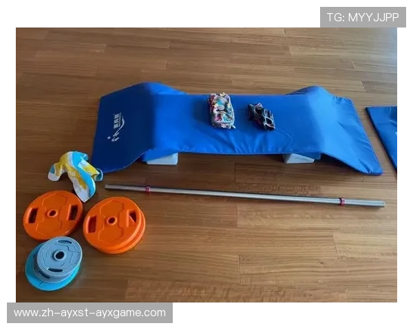 高效腰腹雕刻法:器械与自重结合的循环训练 高效腰腹雕刻法:器械与自重结合的循环训练