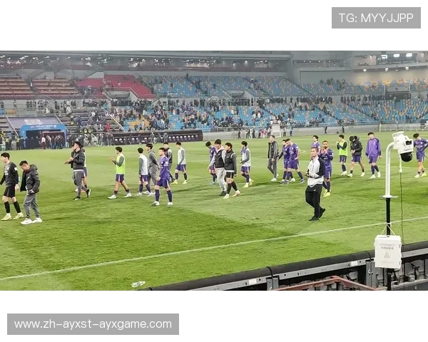 天津津门虎vs青岛海牛谢蒂内破门双方激战握手言和